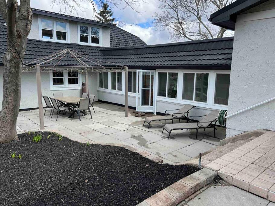 Beach House In Niagara Wainfleet Екстер'єр фото